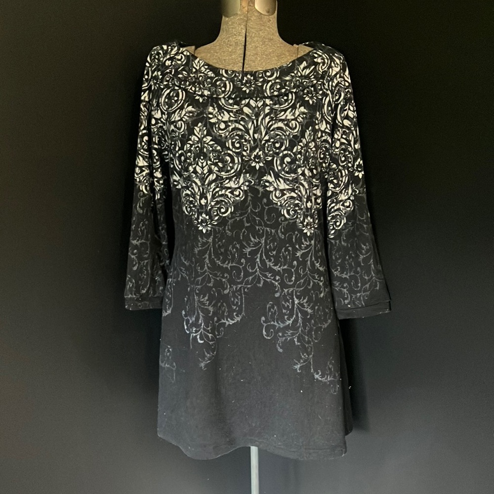Aryeh Black & Gray Floral Filigree Sweater Dress